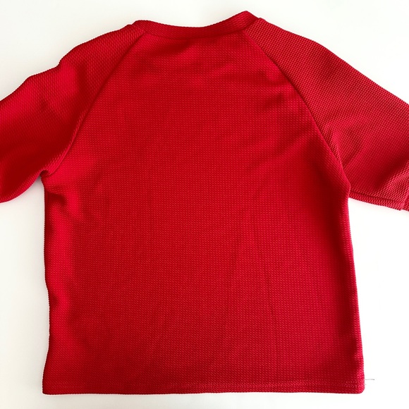 💥5/$15 EUC Shein Red Textured Top - Picture 6 of 8